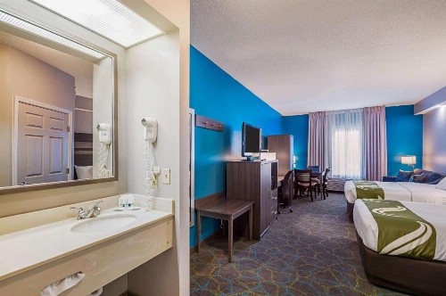 Quality Inn Harrisonburg I-81 image 16